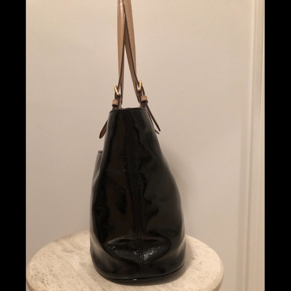 Michael Kors Patent Leather Tote Bag - Picture 4 of 6